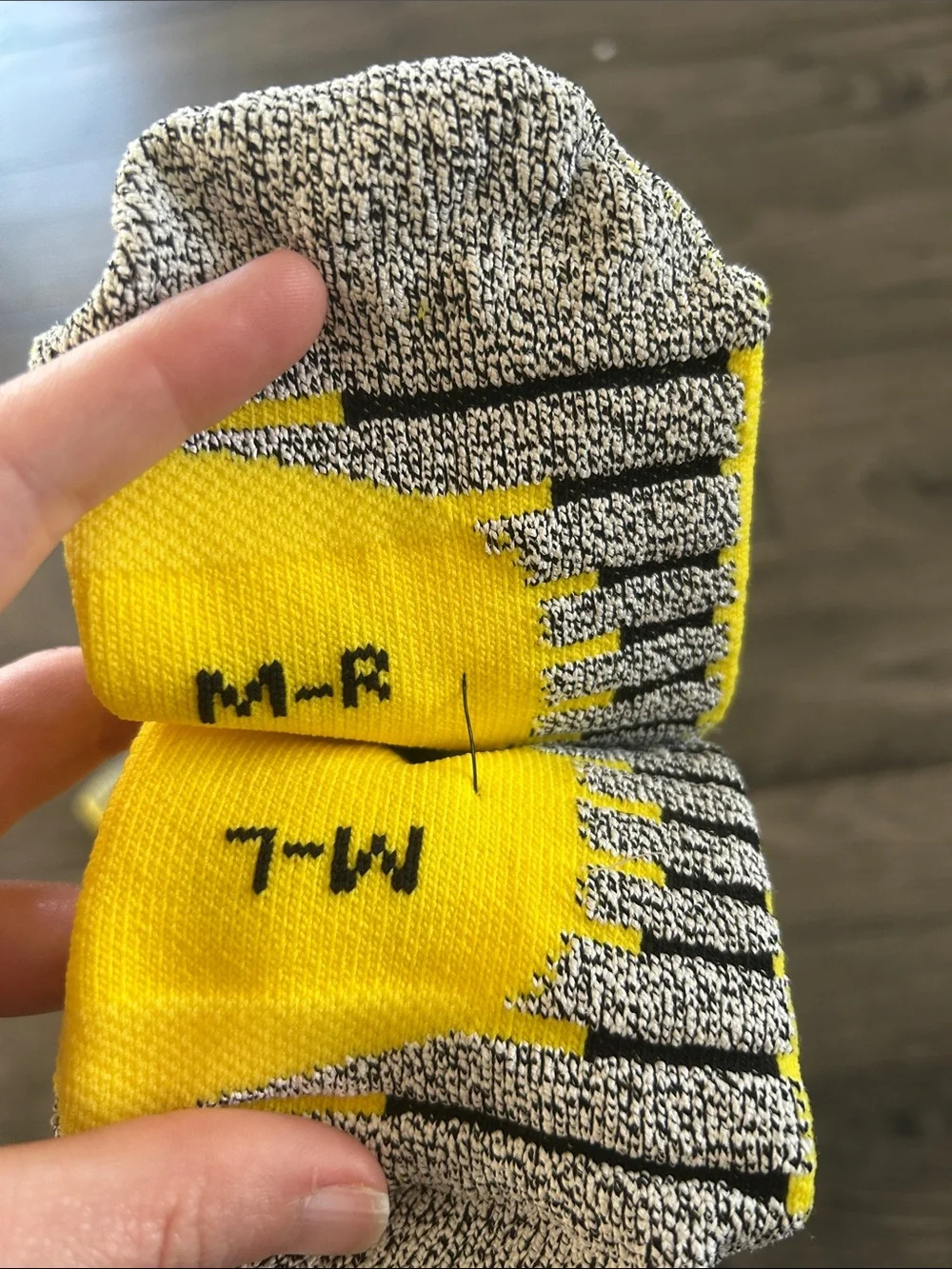 Nike Grip Crew Socks Men’s Medium NEW